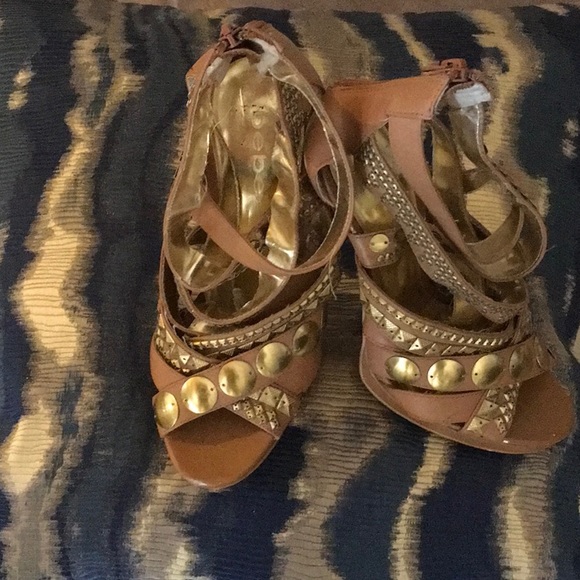 Shoes - Picture 2 of 2